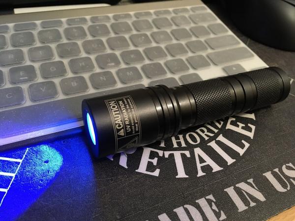 MDX2 365nm UV Flashlight
